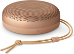 Bang & Olufsen Beosound A1 (3rd Gen) - kompaktne, kaasaskantav Bluetooth-k&otilde;lar, IP67 veekindel, C2C sertifitseeritud, kuni 24 tundi kestev aku, 3 mikrofoni selgete vestluste jaoks - mett-tooniga