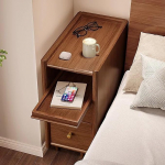 V&auml;ike &ouml;&ouml;kapp sahtlitega, t&auml;ispuidust &ouml;&ouml;kapp, kitsas p&auml;hklipuust &ouml;&ouml;kapp magamistuppa, l&otilde;pplauad magamistuppa, magamistubadesse, elutubadesse ja v&auml;ikestesse ruumidesse. (25 x 41 x 51 cm)