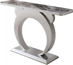 Kaasaegne kitsas konsoollaud geomeetriliste metalljalgadega, pikk aktsentlaud elutuppa, koridori, fuajee kaunistamiseks ja organiseerimiseks