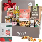 Gepp's Delicatesseni kinkekorv paljude h&otilde;rgutiste ja teer&auml;tikuga, kinkekomplekt Gourmet pesto, pastamaitseaine, leivak&uuml;psetussegu, orgaanilise oliivi&otilde;li ja &uuml;rdisoolaga, j&otilde;ulukinkekorv.