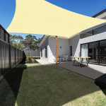 Ankuka Sun Sail p&auml;ikesekaitse koos paigaldusk&ouml;itega, ristk&uuml;likukujuline PES pol&uuml;estrist markiis, vetth&uuml;lgav impregneeritud v&auml;litingimustes kasutamiseks, 98% UV-blokeering, 2 x 3 m kreemne v&auml;rvus