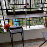 H&auml;ngetisch, Bartheke, H&auml;ngeklapptisch, Esstisch, moderner Balkonschreibtisch, Essregal aus Legierung, klappbarer und Verstellbarer Balkongel&auml;ndertisch f&uuml;r Terrassen, Garten-Esszimmerm&ouml;belti