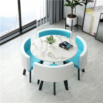 Vastuv&otilde;tulaud kontoris ja toolide kombinatsioon, l&auml;bir&auml;&auml;kimislaud, 5-osaline s&ouml;&ouml;gilaud, kaasaegne ruudukujuline s&ouml;&ouml;gilaud koos 4 tooliga, sobib k&ouml;&ouml;ki, s&ouml;&ouml;gituppa, s&ouml;&ouml;gisaali (v&auml;rv :