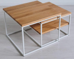 Original BestLoft&reg; 2 Twinsburgi kohvilaudade komplekt, mis on valmistatud peenestatud tammest, t&ouml;&ouml;stusdisainiga
