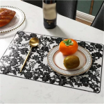 Lauamattide komplekt, s&ouml;&ouml;gilaua matid, s&ouml;&ouml;gilaua kaunistused, k&ouml;&ouml;k, lauakatted, rannalauad, 6-osaline lauamatt, pidulikud majapidamistarbed (v&auml;rv : A, suurus : 45 * 30 cm) (v&auml;rv : C)