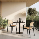 KLAST Kaira Esszimmerstuhl aus Polypropylen, Schwarz, mit Armlehnen, Vintage-Design, stapelbar und leicht, ideal f&uuml;r Wohnzimmer, K&uuml;che oder Terrasse, 57 x 81 cm