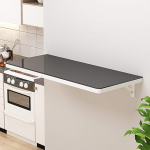 Schwebender, an der Wand montierter Klapptisch mit Platte aus geh&auml;rtetem Glas und ausklappbarem Computertisch mit wei&szlig;em Marmormuster f&uuml;r das Homeoffice und Esszimmer in der K&uuml;che. Platzspar