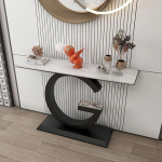 Konsolentisch f&uuml;r den Eingangsbereich mit Metallrahmen, stilvolle Akzentm&ouml;bel f&uuml;r den Flur als Heimdekoration