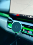 &Uuml;hildub BMW magnetilise juhtmevaba mobiiltelefoni laadijaga Light Green | Pro Travel Comfort System | &Uuml;hildub BMW 5 seeria i5 M5 G60 G61 G90 G91 2024-2026 | Comfort Wireless Phone Holder | Comfort Wireless Phone Holder