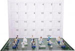 BANDAI, Minix kogumisfiguurid, Super Pack Real Madrid, advendikalender 12 m&auml;ngija ja 12 &uuml;llatusega, kingiidee lastele ja t&auml;iskasvanutele, jalgpallif&auml;nnidele (MN17348)