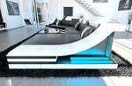 Turino CL-kujuline nahast diivan LED-valgustusega, reguleeritavad peatuged, Chaise Longue / nahav&auml;rvide valik / orientatsiooni valik (Ottomani paremal, must ja valge)