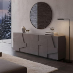 Dmora - Mason k&ouml;&ouml;gikapp 4 ukse ja 3 sahtliga, elutoa buffet, 100% Made in Italy, 224 x 44 x 86 cm, tahvelkivi