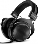 beyerdynamic DT 880 k&otilde;rgekvaliteedilised poolavatud k&otilde;rvaklapid HiFi Stereo 250 Ohm Black Limited Editioniga