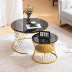 Couchtisch 2er Set rund mit Marmor Optik Hochglanz Schwarz, Nesting Tische goldener Rahmen, platzsparender Beistelltisch f&uuml;r Wohnzimmer, Sofatisch mit 30 kg Tragf&auml;higkeit, 70x70x47 cm & 45x45x40 cm