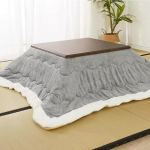 Generique Kotatsu k&uuml;ttelaua komplekt, Jaapani ahjufutoonide komplekt, Jaapani ahjulaud talvel, Kotatsu laudis koos k&uuml;ttelaua, tekiga, vaibaga, k&uuml;ttes&uuml;steem siseruumides (80 x 80 x 41 cm)