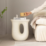 FATIVO Side Table White Sofa Table Imitation Wood Cream White Side Table Modern Small Table for Living Room Bedroom 42.5 x 33 x 45 cm