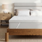 Madratsi 160 x 200 cm Topper Memory Foam Madratsi Topper 7,5 cm k&otilde;rgus Madratsi Topper Libisematu aluspind madratsite ja Box Spring voodi valge