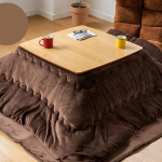 Kotatsu k&uuml;ttega futonite komplekt K&uuml;ttelaua Tatami 4-osaline komplekt Jaapani Kotatsu laud koos k&uuml;ttega / lae / vaipaga Ruudukujulised lauad