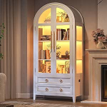 LVSOMT LED-valgustusega kumer klaasvitriin, 180 cm vitriinkapp klaasist ustega, kaarjas vitriinkapp 4 riiuli ja 2 sahtliga, 3 v&auml;rvi valgustus, vitriinkapp klaasist puidust