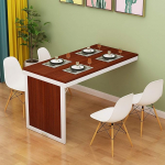 An der Wand montierter Klapp-Esstisch aus Massivholz. Platzsparend und zusammenklappbar. Ideal f&uuml;r Wohnzimmer oder K&uuml;chen.