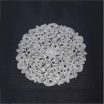 Tischset PVC, 2er-Set Metallisches, rundes, hohles Bl&auml;ttermuster Platzsets f&uuml;r k&uuml;che Speisetisch Hotel, Platz-Matten, 38x38cm, Silber B