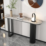 Kitsas baarilaua konsool metallist alusega elutuppa - kaasaegne diivanilaud koos hoiuriiuliga diivani taga sissep&auml;&auml;sulauaga koridori ja fuajee jaoks