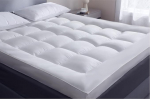 Threads For Bed Premium Mattress Topper 4 Inch Extra paks, 180 x 200 &plusmn; 10 cm ekstra s&uuml;gav madratsi pealisplaat koos reljeefse kanga ja super pehme t&auml;idisega, 4 elastset rihma turvalise kinnituse tagamiseks.