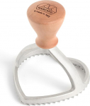 Marcato Ravioli- ja k&uuml;psisek&uuml;psise l&otilde;ikur Ravioli Maker k&uuml;psisek&uuml;psise l&otilde;ikur T&auml;ispuidust ja malmist valmistatud Itaalias S&uuml;dame kuju 80mm