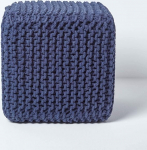 Homescapes Knitted Stool, Cube, Navy Blue, Knitted Pouf 35 x 35 x 35 cm, kootud pouf, kootud kate 100% puuvillast, t&auml;idis 100% pol&uuml;st&uuml;reenist, tumesinine v&auml;rvus.