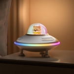 Astronaut Bluetooth k&otilde;lar RGB LED tuledega, mis toetavad AUX / TF Card / U-Disk Music Night Light Kids Cool Stuff for Home, Game Room Decor Wireless Speaker Gifts for Men,Boys,Him,Boyfriend,Teenage (Silver)