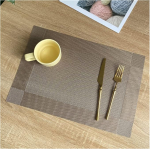 abwaschbar 2 st&uuml;cke PVC Tischsat Waschbar TischsetsDining Tisch Imitation Leinen Matte rutschfeste Tischsat Set Cup Coaster K&uuml;chenzubeh&ouml;r rund (V&auml;rv : 007, Suurus : 45CM X 30CM_4PCS)