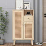 KOMHTOM rotangist kapp originaal puuv&auml;rvides, kahe ukse ja &uuml;he sahtliga, mitmeotstarbeline kapp magamistuppa, elutuppa, esikusse, k&ouml;&ouml;ki (C)