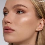 Trophy Wife Dreamlight Gelee Highlighter Stick