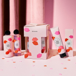 Seasonal Love Is All Around Gift Set