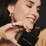 Sheer Finish Pressed Powder
