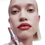 Loveshine Candy Glaze &ndash; Lip Gloss Stick