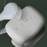 Soapless Facial Cleansing Bar With Tropical Resins