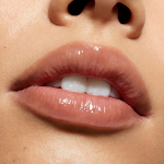 Supple Kiss Lip Glaze Lip Gloss