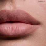 Sculptwear Long-Lasting Lip Liner