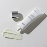 Moringa Ceramide Hyaluronic Acid Hydrating Watery Sunscreen