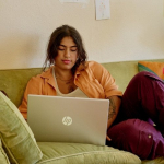 HP 15-fd0234nw i3-1215U 15.6&rdquo;FHD AG 8GB SSD256 UHD 64EUs Cam720p 41Wh DOS 2Y Natural Silver | BE8Z4EA | 198990985855