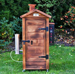 Elektriline puidust suitsuahi "A150+" (50x50x130 cm)