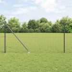 Aed koos postidega hall 1.4 x 10 m teras
