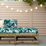 Aia jalapink padjaga, immutatud m&auml;nnipuit