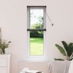 Venetsi rulood must 130 x 45 cm alumiinium
