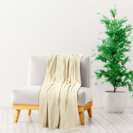 Pleed, kreemjas, 150x200 cm, pol&uuml;ester