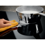 Electrolux  Serie 700 EIS82453 Black Built-in 80 cm Zone induction hob 4 zone(s) | EIS82453 | 7333394032122