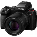 Panasonic Lumix DC-S5 II + 50mm