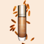 Clarins Skin Illusion Full Coverage 30 ml Pumppudel Vedelik 114N