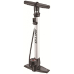 The The pump is built in BETO steel CMP-151SG1 PSS-head with manometer